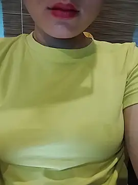 Snapshot of candy_flo chatting on May 13, 8:01 am candy flo online show from May 13, 8:01 am