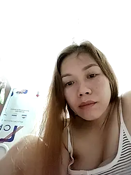 DawnG x online show from April 18, 7:07 pm