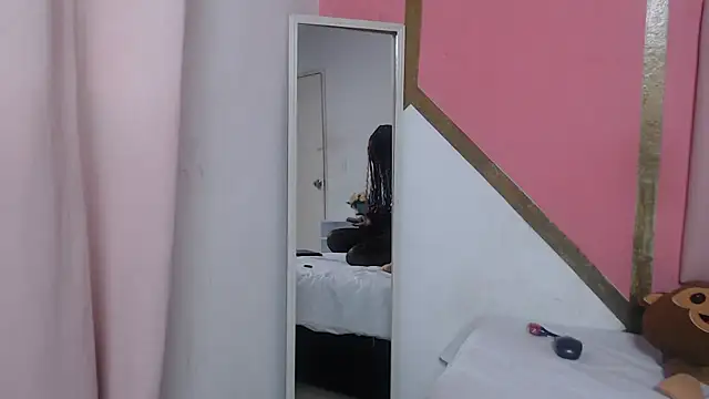 Belinda lane online show from April 13, 12:10 pm