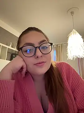 AureliaRosee online show from March 18, 5:38 pm