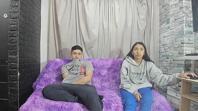 NoahAndBunny online show from April 29, 2:32 pm
