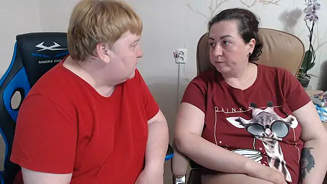 Lindy-Jeanie online show from June 4, 6:58 pm