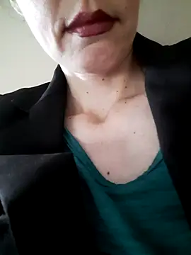 Snapshot of pimentinha02 chatting on April 24, 1:13 pm pimentinha02 online show from April 24, 1:13 pm