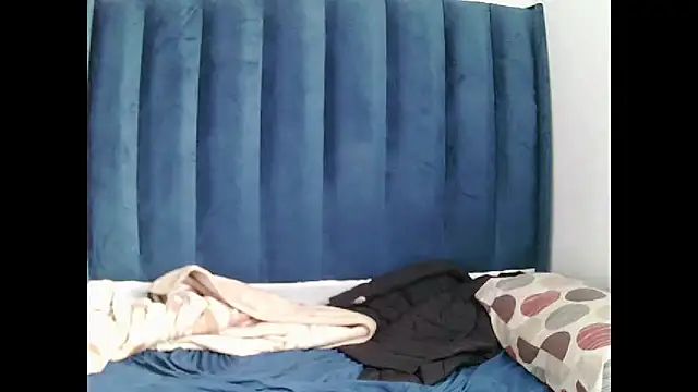 MelaniBbe online show from March 27, 10:15 am