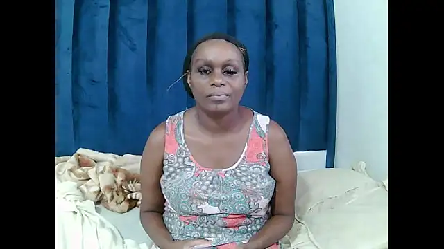 MelaniBbe online show from April 8, 1:44 pm