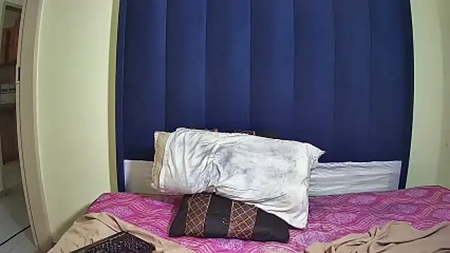 MelaniBbe online show from April 21, 2:51 am