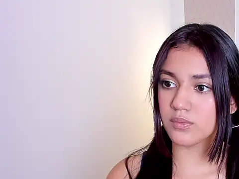 cristin collins online show from April 9, 9:20 pm