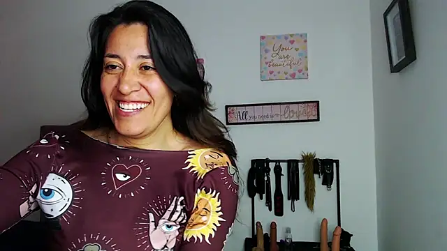 violeta scott online show from June 9, 12:50 pm
