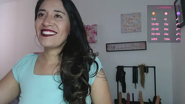 violeta scott online show from June 12, 12:15 pm