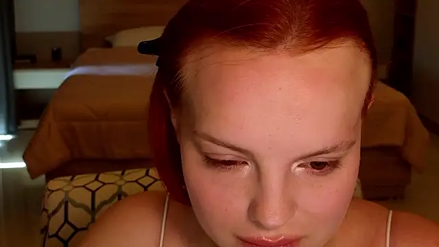 mollybossy online show from March 18, 7:11 am