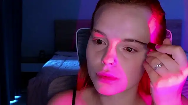 mollybossy online show from March 27, 12:16 am