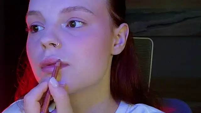 mollybossy online show from April 21, 12:23 am