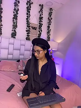 Gretel Streit online show from April 13, 3:34 am