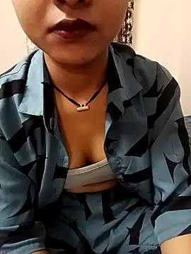 ritika gupta02 online show from April 27, 6:50 pm