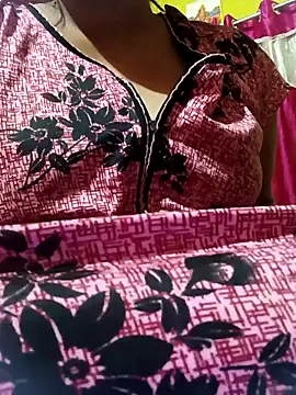 Snapshot of Urmila_roy chatting on March 15, 9:21 pm Urmila roy online show from March 15, 9:21 pm