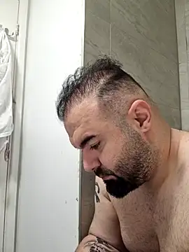 bigmillz32 online show from March 27, 12:38 am