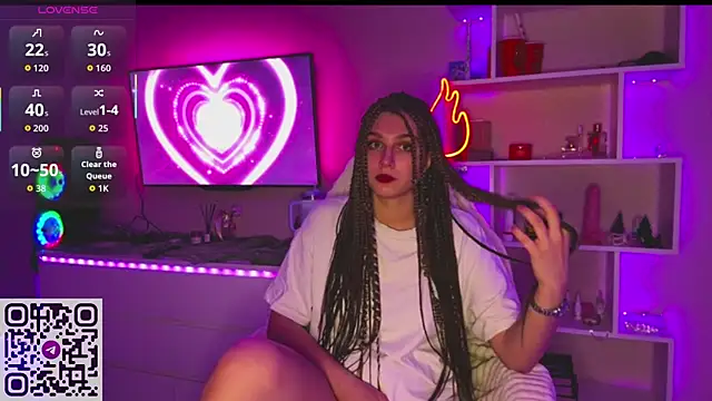 Olivia 132 online show from April 20, 6:09 pm