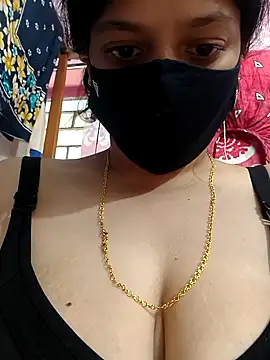 Snapshot of tulidas96778 chatting on April 4, 8:56 am tulidas96778 online show from April 4, 8:56 am