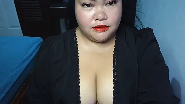 prettycarla  online show from July 19, 11:41 pm