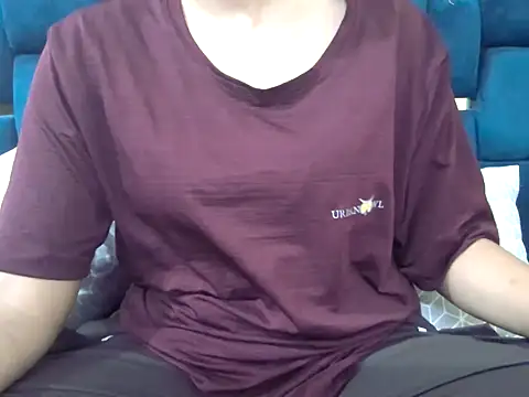 Aradya  online show from April 15, 7:43 pm