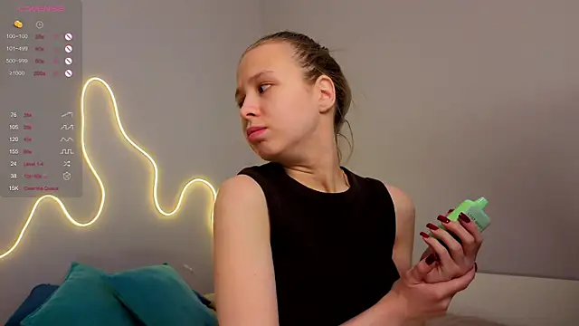Snapshot of Emma_dream_ chatting on May 24, 4:39 am Emma dream online show from May 24, 4:39 am