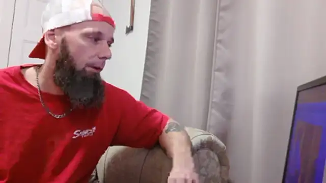 Snapshot of willywet chatting on April 15, 11:49 pm willywet online show from April 15, 11:49 pm