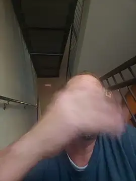 Snapshot of yourMasterisBored chatting on March 14, 1:12 am yourMasterisBored online show from March 14, 1:12 am