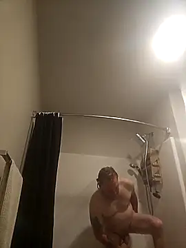 yourMasterisBored online show from April 27, 12:58 pm