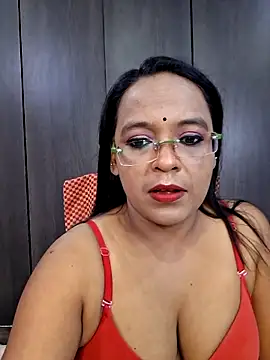hornyrosy321 online show from June 2, 5:37 pm