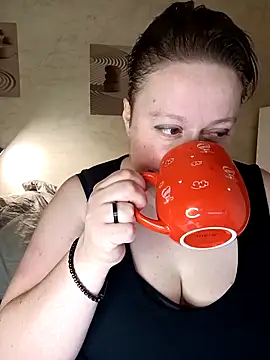 Snapshot of Alex_Goddess_ chatting on May 28, 1:47 am Alex Goddess online show from May 28, 1:47 am