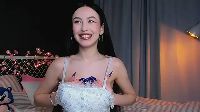 Snapshot of lizaa_breeze chatting on May 8, 6:13 pm lizaa breeze online show from May 8, 6:13 pm