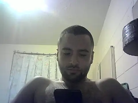 Snapshot of Relk130p chatting on March 26, 3:34 am Relk130p online show from March 26, 3:34 am