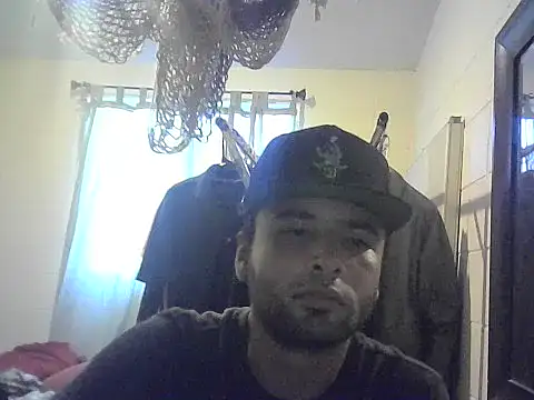 Snapshot of Relk130p chatting on July 7, 12:46 am Relk130p online show from July 7, 12:46 am