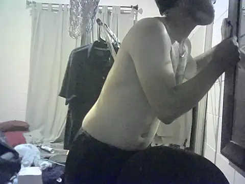Snapshot of Relk130p chatting on July 9, 3:54 am Relk130p online show from July 9, 3:54 am