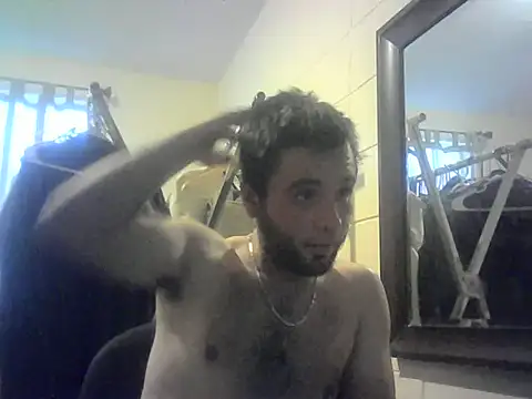 Snapshot of Relk130p chatting on July 15, 12:49 am Relk130p online show from July 15, 12:49 am