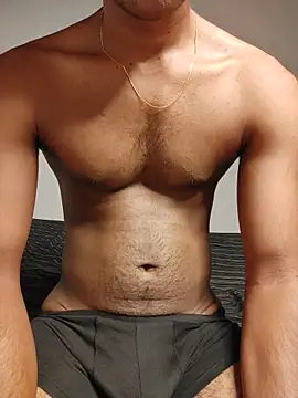 Snapshot of Iam_daku47 chatting on April 29, 7:53 pm Iam daku47 online show from April 29, 7:53 pm