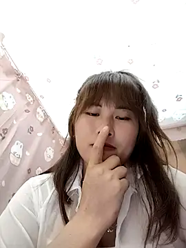 Lucxy-ki6 online show from March 15, 1:28 pm