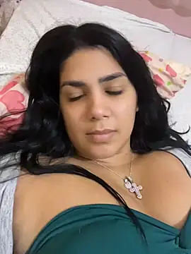 Snapshot of Hopeluna chatting on June 25, 10:25 pm Hopeluna online show from June 25, 10:25 pm