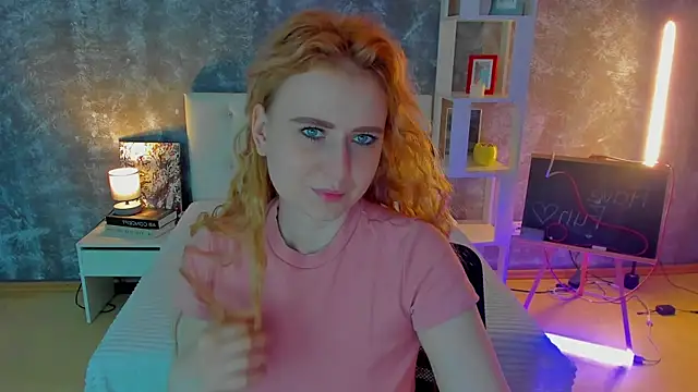 Snapshot of Shiny_Liss chatting on May 24, 1:32 am Shiny Liss online show from May 24, 1:32 am