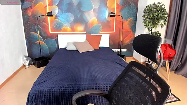 Snapshot of Shiny_Liss chatting on June 7, 1:32 am Shiny Liss online show from June 7, 1:32 am
