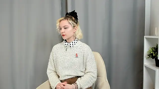 TierraDunt online show from March 15, 7:14 am