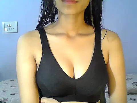 Snapshot of Hot_Deepansi02 chatting on July 24, 4:38 pm Hot Deepansi02 online show from July 24, 4:38 pm