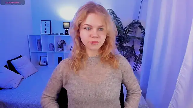 ElizabethVane online show from May 14, 5:47 am