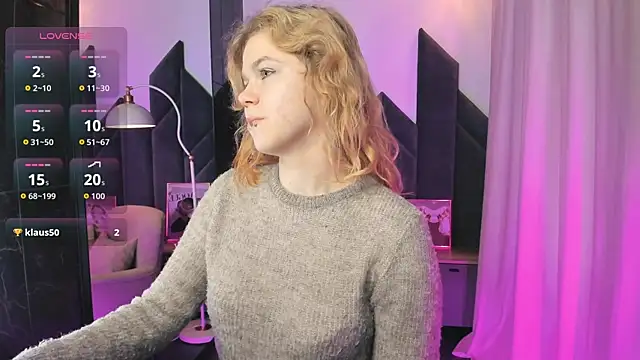 Snapshot of ElizabethVane chatting on June 16, 5:32 am ElizabethVane online show from June 16, 5:32 am
