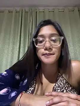 Snapshot of kiiingkay chatting on March 14, 9:09 pm kiiingkay online show from March 14, 9:09 pm
