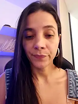 Snapshot of miaeyex chatting on April 29, 5:30 pm miaeyex online show from April 29, 5:30 pm