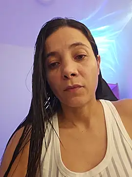 Snapshot of miaeyex chatting on May 21, 1:18 pm miaeyex online show from May 21, 1:18 pm