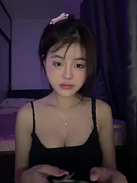Snapshot of Sweet20-20 chatting on August 7, 4:31 pm Sweet20-20 online show from August 7, 4:31 pm