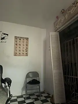 TSROYALE7527 online show from March 18, 11:08 pm