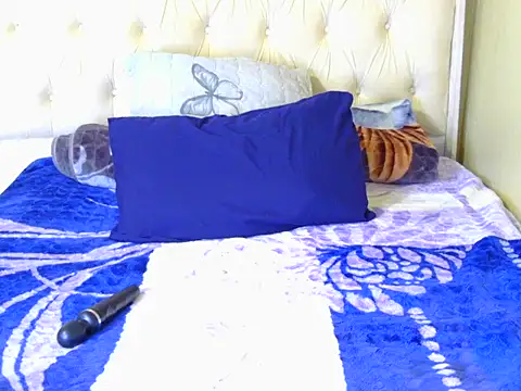 DARKBEATY20 online show from April 9, 6:19 am